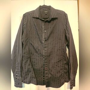 Guess button down